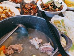 -隔壁老王·家常云南菜(花巷店)