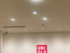 -优衣库(昆明七彩METOWN购物中心店)