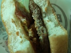 美味的小皇堡-汉堡王(EAC欧美中心店)