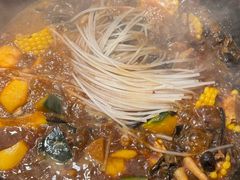 -小媳妇铁锅炖(安华街店)