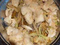 -小鱼小牛·鱼牛干锅·脆鱼火锅(世欧广场店)