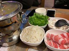 -滇越乘象云南餐厅(豆各庄店)