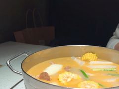 -肥仔文澳门猪骨煲(南京西路店)