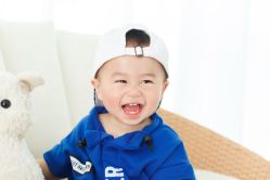 -小熊维尼高端儿童摄影(南山信和店)