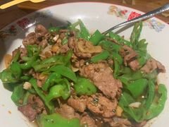 招牌辣椒炒肉-破三川·新川菜(静安大融城店)