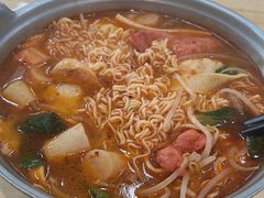 -禾诗夜市大饼油条(松江店)
