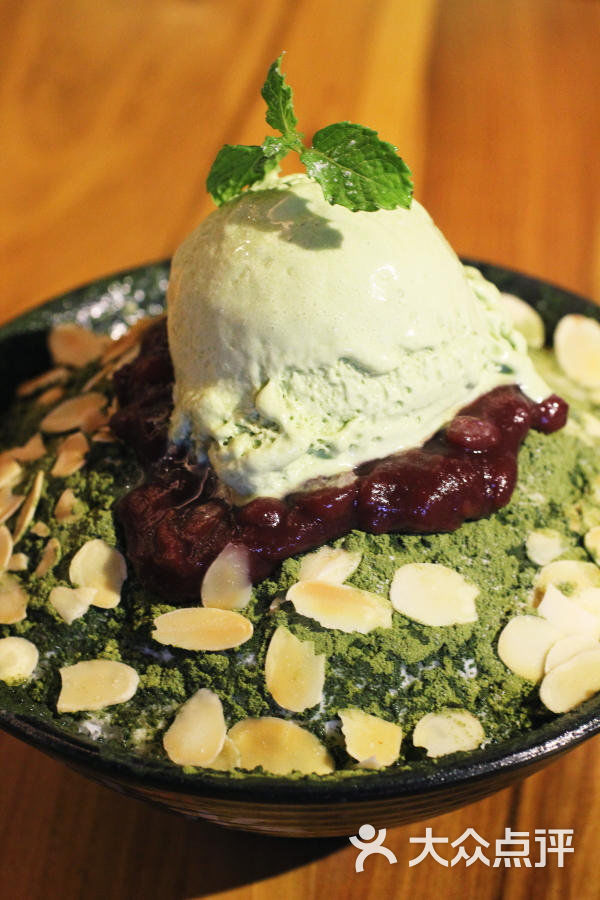 韩国雪冰 の 绿茶雪花冰