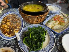 -云河农家乐饭店(福禄缘树山店)