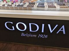 面包甜点陈列柜-GODIVA(国际金融中心店)