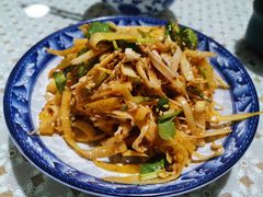 凉拌芭蕉花-蜗牛小馆醉乡民谣云南菜(惠新西里店)