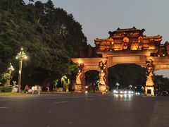 -禅驿嘉定院子-禅欢江景餐厅·中餐·户外烧烤定制(乐山大佛店)