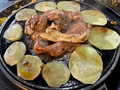-胡悦里韩式烤肉(芝罘万达广场店)