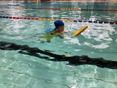 -七彩阳光游泳俱乐部(江北远洲店)