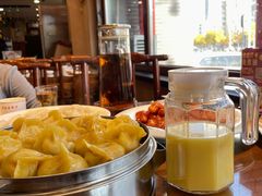 玉米面猪肉酸菜蒸饺-那家老院子东北菜·饺子·小鸡炖蘑菇(艳华街店)