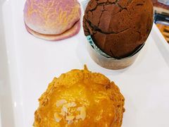 奶酥菠萝可颂-85度C(上海兰溪二店)