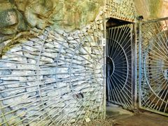 -怀托摩萤火虫洞