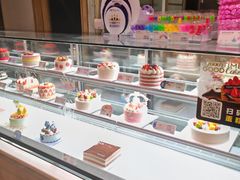 -巴黎贝甜(大宁国际商业广场店)
