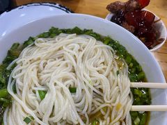 -越洋肖氏老米线(杨家坪店)