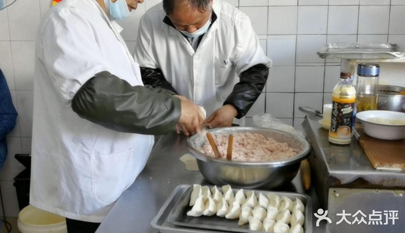 老上海的生煎馒头、锅贴、小馄饨情怀