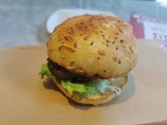 -肯德基(大港大润发店)