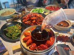 -巴厘龙虾·榜首油焖大虾(音乐学院·沿江酒馆店)