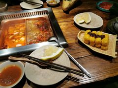 -老牌坊云南鱼豆花火锅(嵩山店)