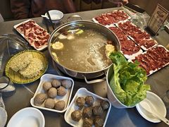 -官塘陈记鱼生·潮汕砂锅粥·牛肉火锅(潮枫路总店)