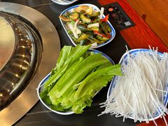 -田家大院东北农家菜铁锅炖(西安总店)