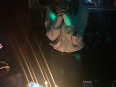 -蓝尊量贩(黄河路店)