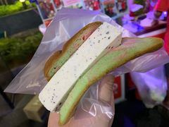 -詹爷爷乌节路街头冰淇淋