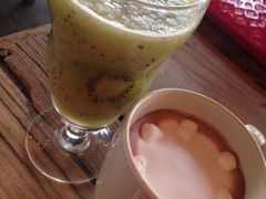 猕猴桃汁和棉花糖热巧克力-漫咖啡MAANCOFFEE(清江路店)