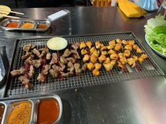 -马路牙子地桌烤肉(工体店)
