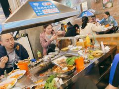 -马路牙子烧烤音乐酒馆(望京店)