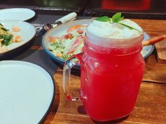 草莓石榴汁-苏西花园西餐厅(谷德店)
