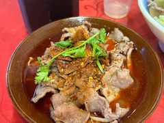-冯烫烫跷脚牛肉·川菜小馆(武胜西街店)