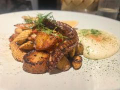 碳烤章鱼腿-LESCEDARS Brasserie Bistro香柏树