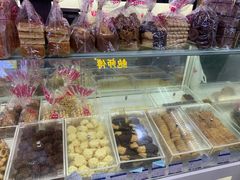 -红房子西点(汇联商厦天钥桥路店)