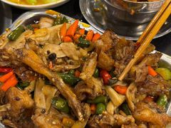 -鸿顺老铁锅美蛙鱼府(解放碑店)