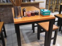 大堂-门框胡同百年卤煮(鸟巢店)