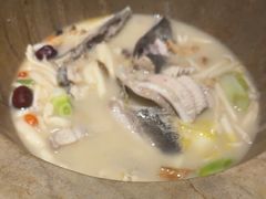 菌汤锅底-云尊府云南菜·蒸汽石锅鱼(学清路店)