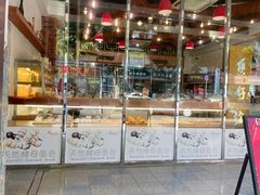 -顶东面包花园·生日蛋糕(太平店)