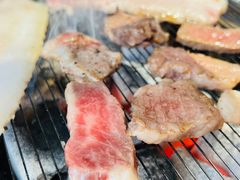 刀刃五花肉-围炉肉舍•炭烤活鳗•丹东海鲜烤肉(步行街店)