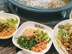 -老船舫·现做活鲜鱼馆(东郊记忆店)