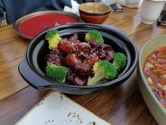 外婆家的红烧肉-悦哉·派对·草坪婚礼·围炉煮茶(三圣乡店)