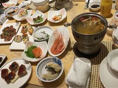 -雍和会海鲜姿造自助(湖东路店)
