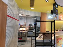 -麦当劳(玉桥中路店)