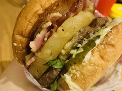 -The Habit Burger Grill 哈比特汉堡(复兴soho店)