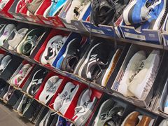 -New Balance(王府井奥莱·香江小镇店)