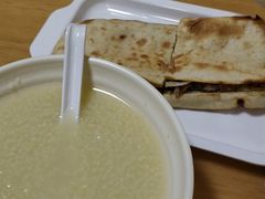 -宝光熏肉鞋底火烧(新街口店)