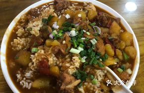 Large Chicken with Noodles